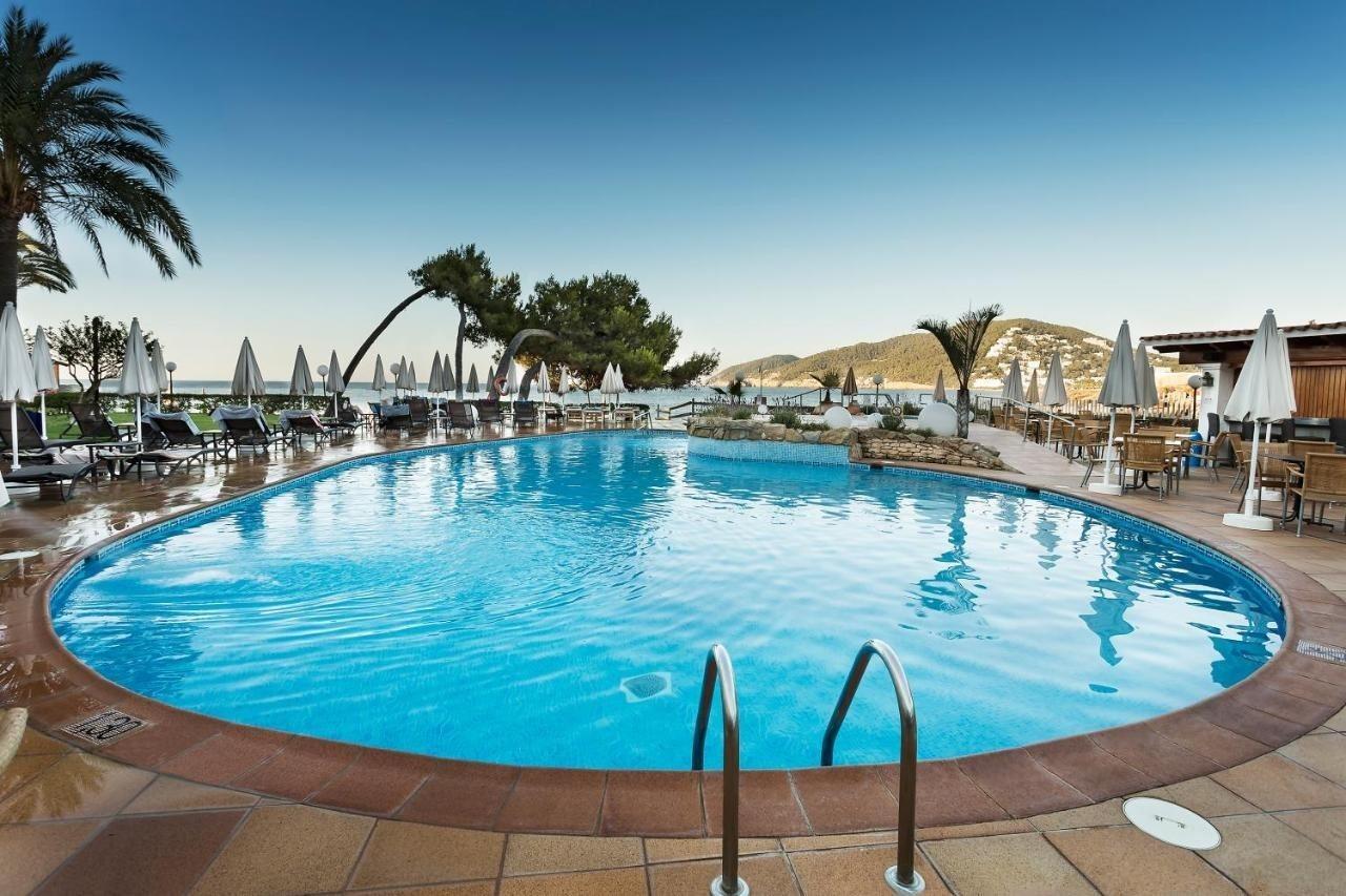 Catalonia Royal Ses Estaques-Adults Only Hotel Santa Eularia des Riu Ngoại thất bức ảnh