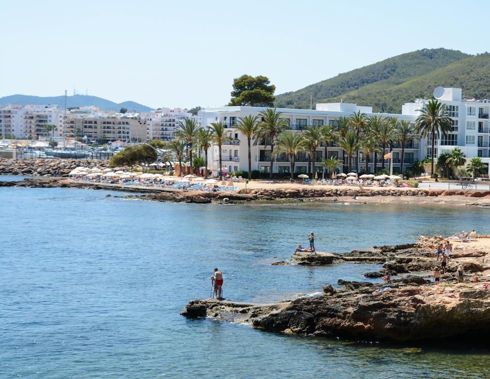 Catalonia Royal Ses Estaques-Adults Only Hotel Santa Eularia des Riu Ngoại thất bức ảnh
