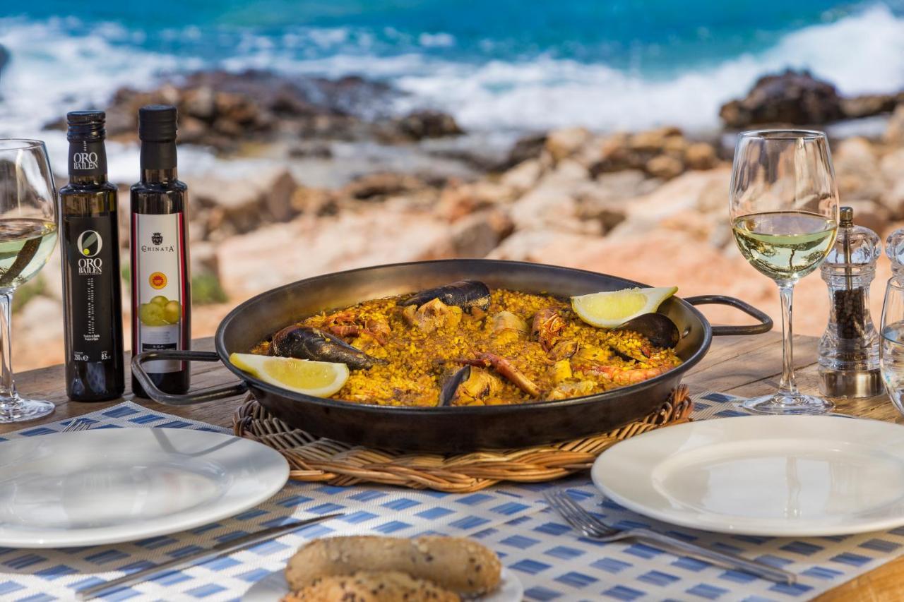 Catalonia Royal Ses Estaques-Adults Only Hotel Santa Eularia des Riu Ngoại thất bức ảnh