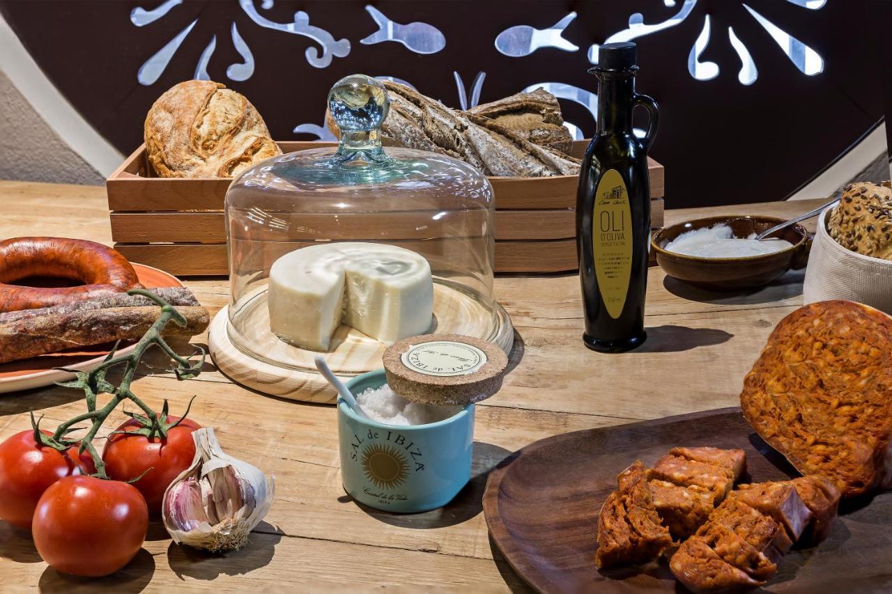 Catalonia Royal Ses Estaques-Adults Only Hotel Santa Eularia des Riu Ngoại thất bức ảnh