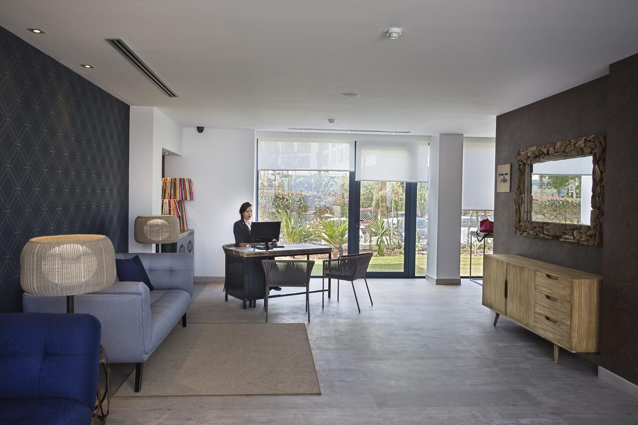 Catalonia Royal Ses Estaques-Adults Only Hotel Santa Eularia des Riu Ngoại thất bức ảnh