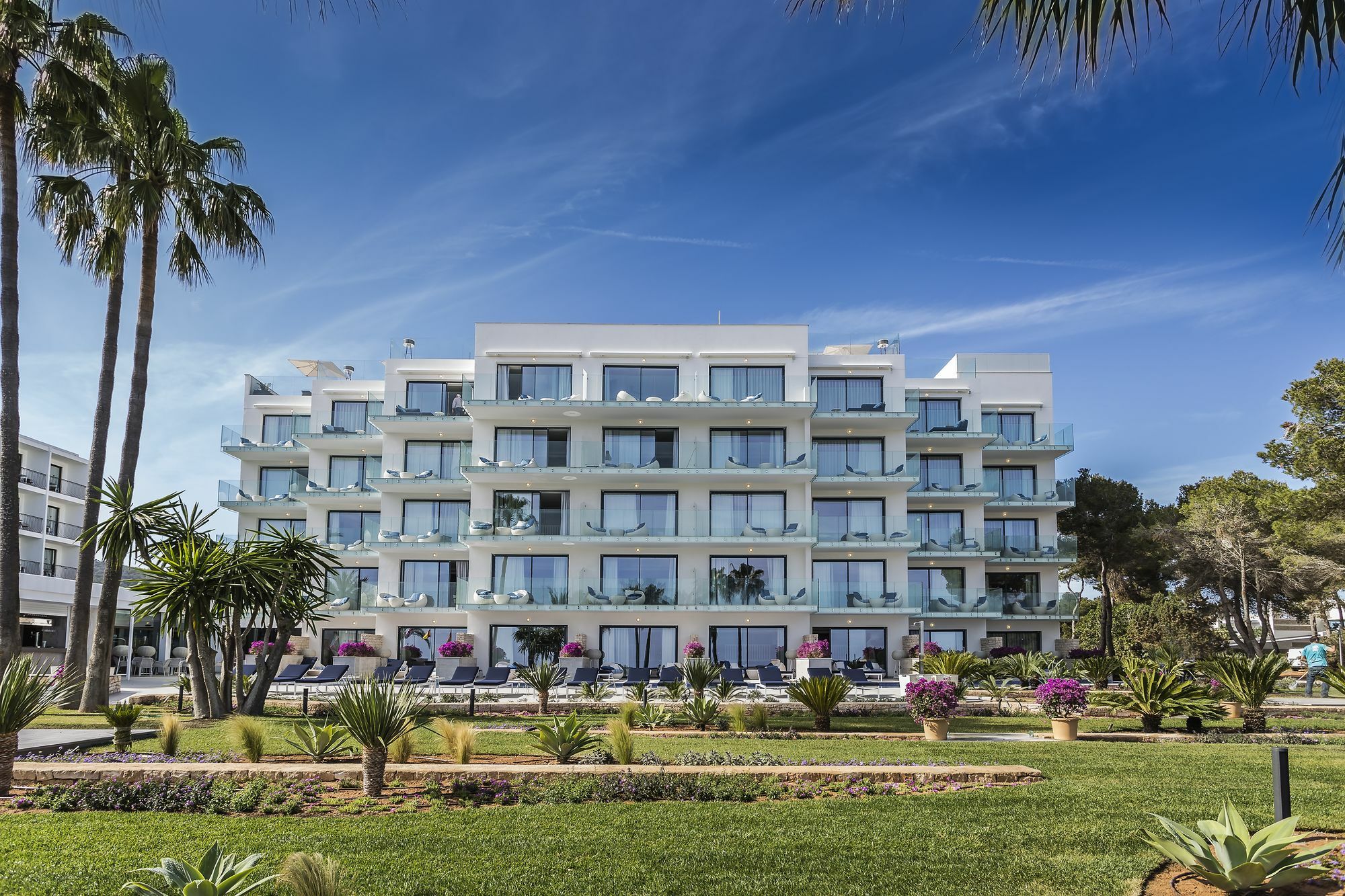 Catalonia Royal Ses Estaques-Adults Only Hotel Santa Eularia des Riu Ngoại thất bức ảnh